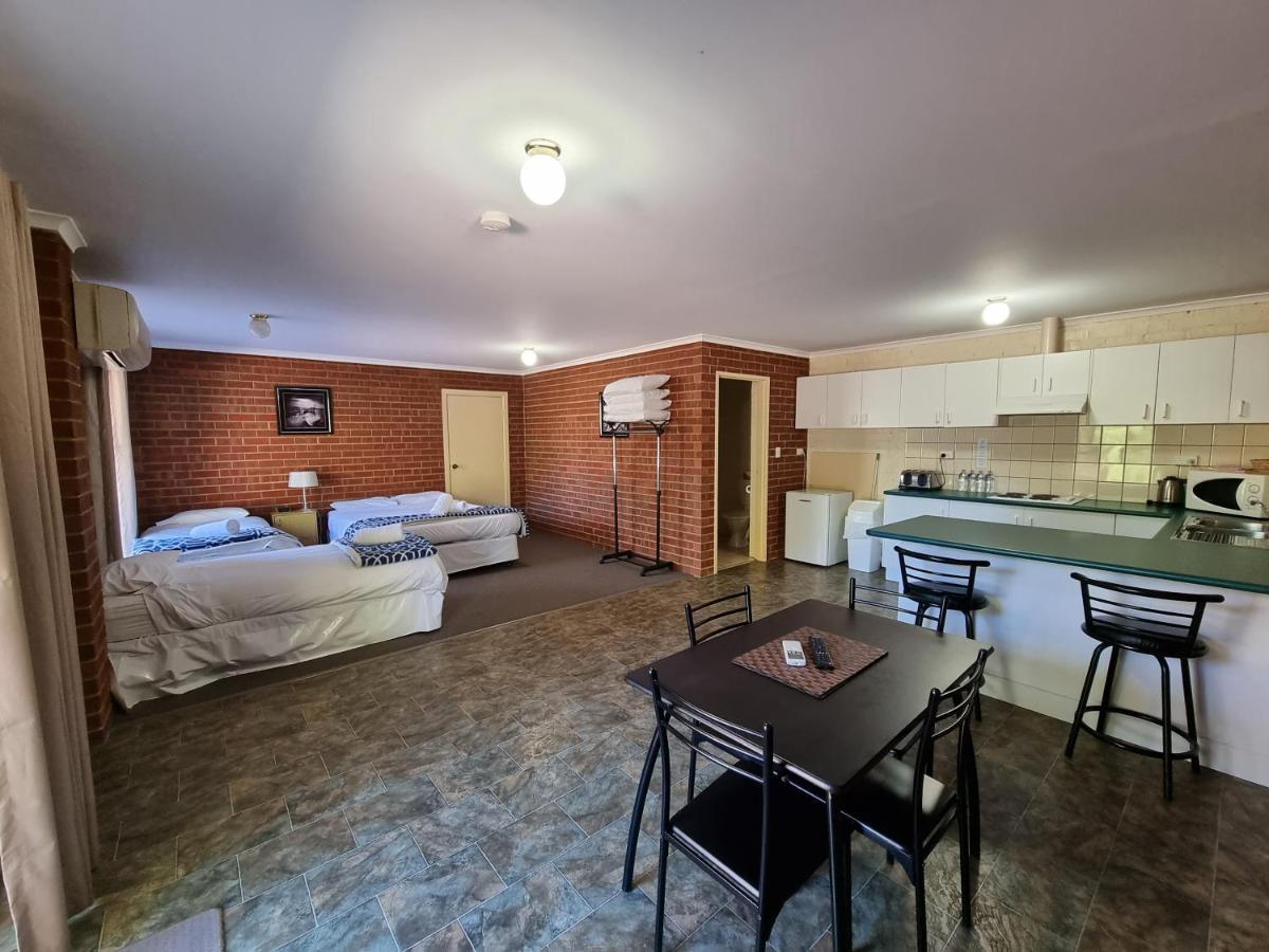 Dargo Hotel Экстерьер фото